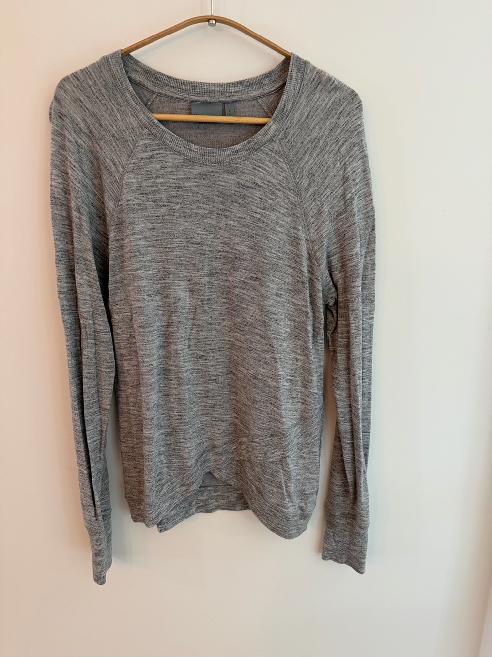 Athleta Women’s Heather Grey Crewneck Pullover